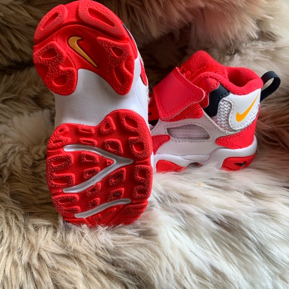 Pink Baby Girl Nike Sneakers - Picture 6 of 6